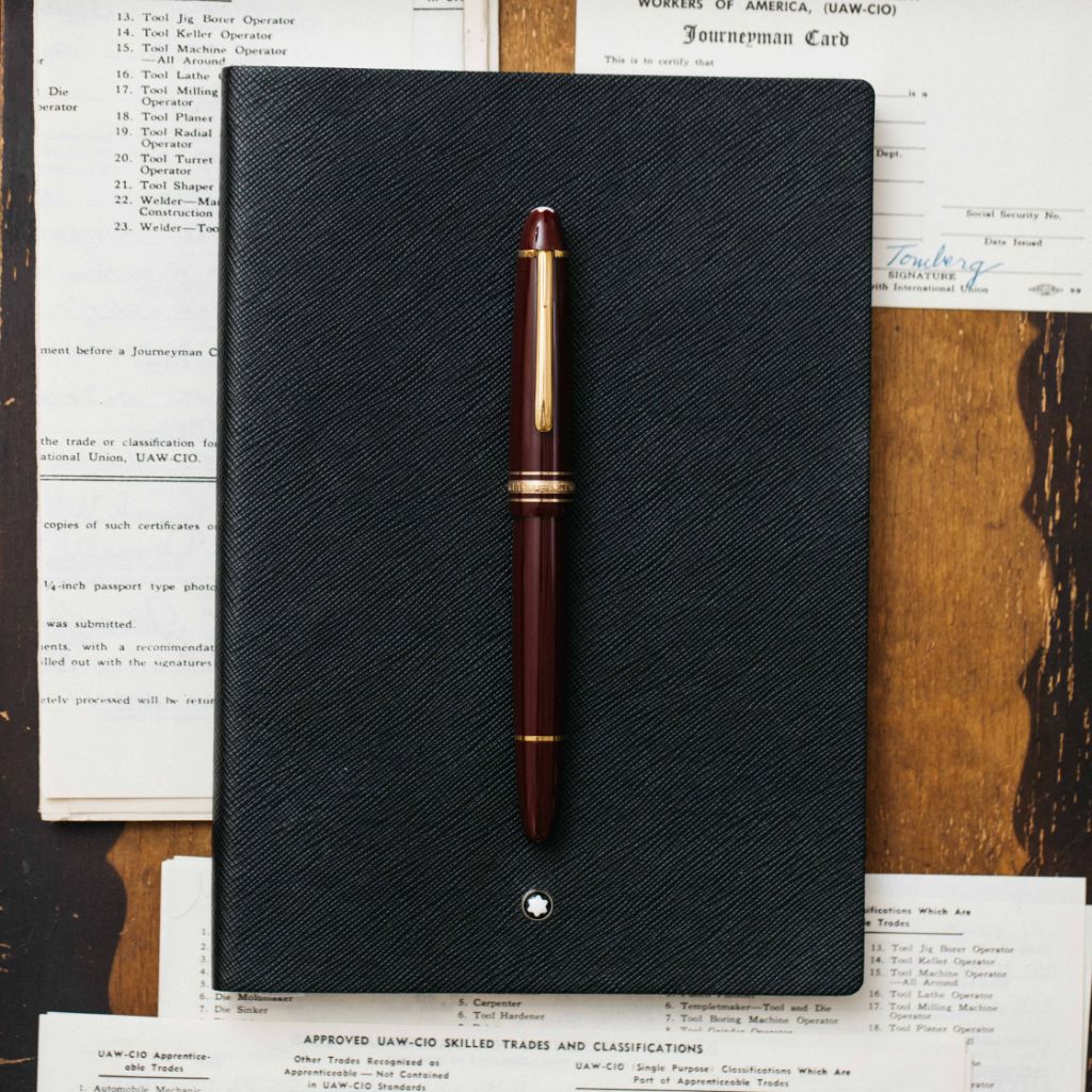 Montblanc Meisterstuck 146R Bordeaux LeGrand Fountain Pen - Preowned