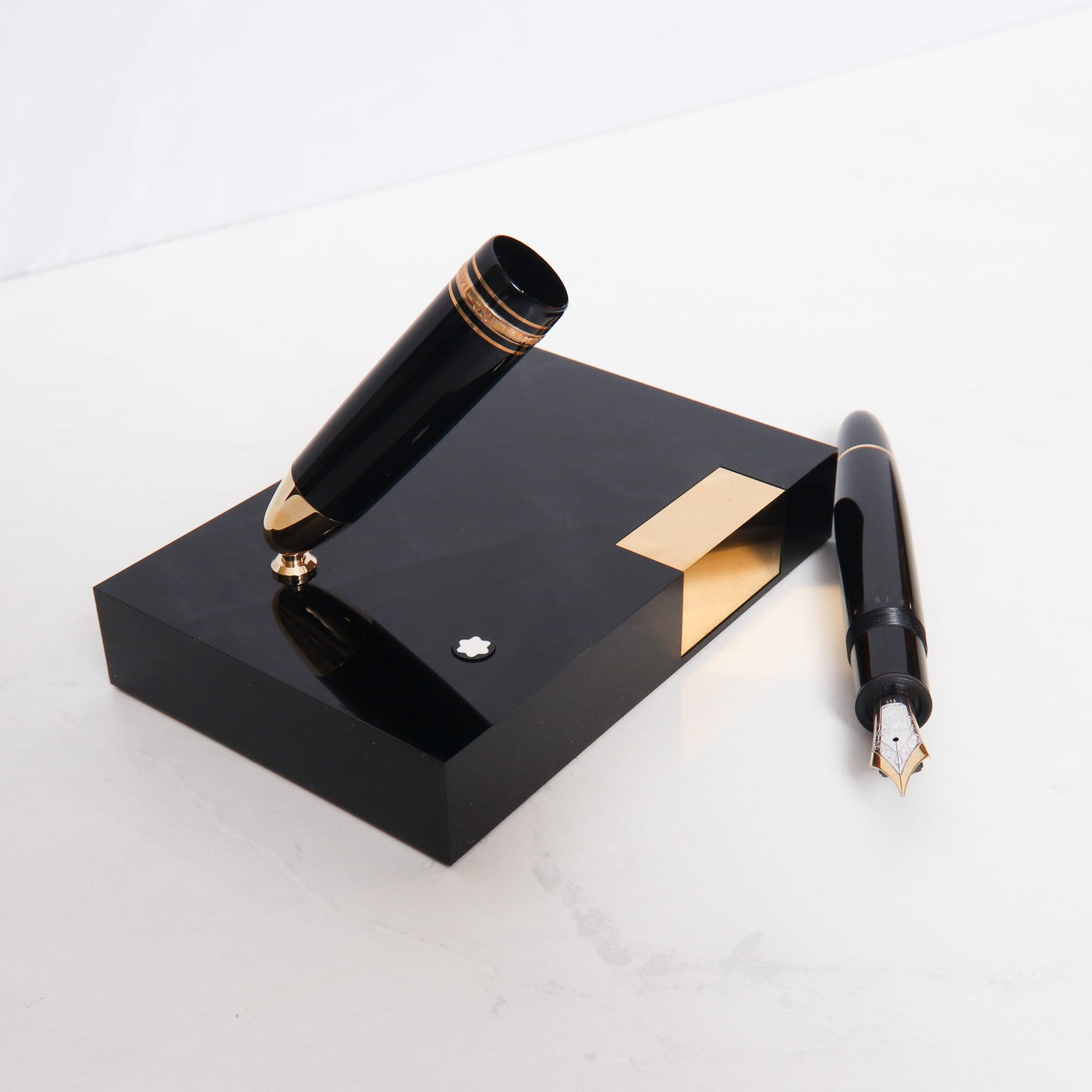 Montblanc Meisterstuck 149 Black & Gold Desk Set Preowned Without Pen