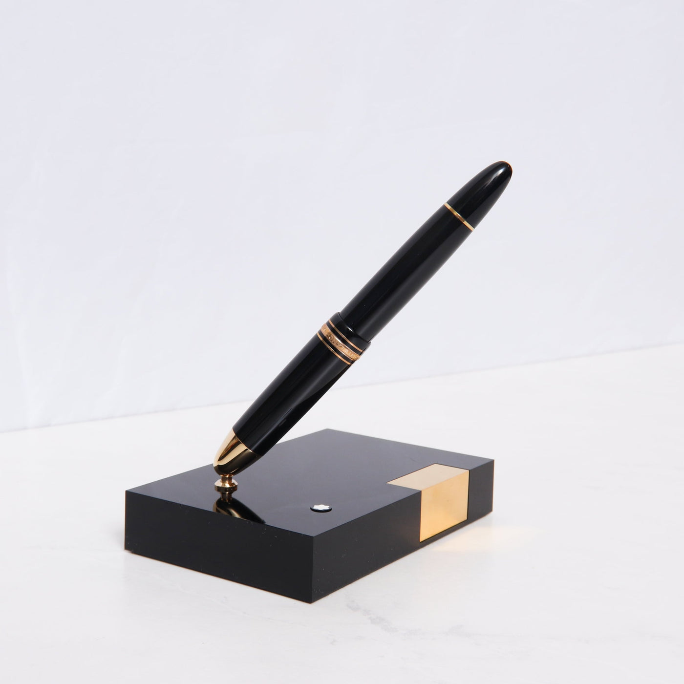 Montblanc Meisterstuck 149 Black & Gold Desk Set Preowned