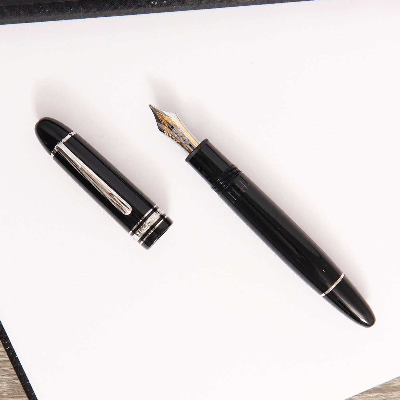 Montblanc-Meisterstuck-149-Black-&-Platinum-Fountain-Pen-Resin-Barrel