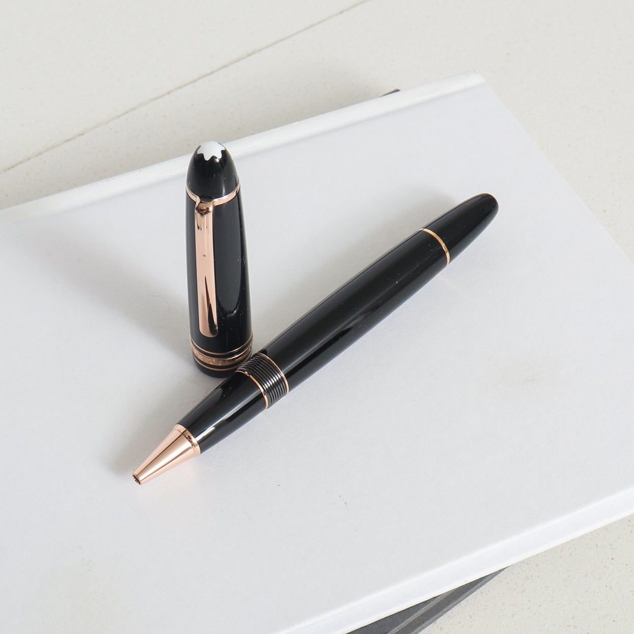 Montblanc Meisterstück 162 Rose Gold Coated LeGrand Rollerball Pen