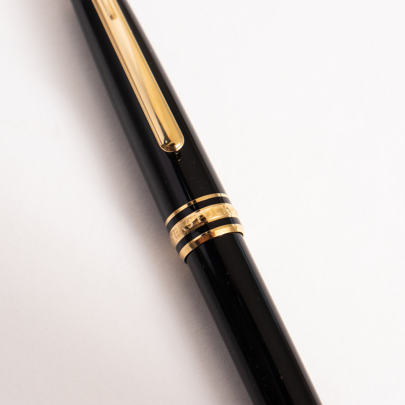 Montblanc Meisterstück 163 Gold Coated Classique Rollerball Pen