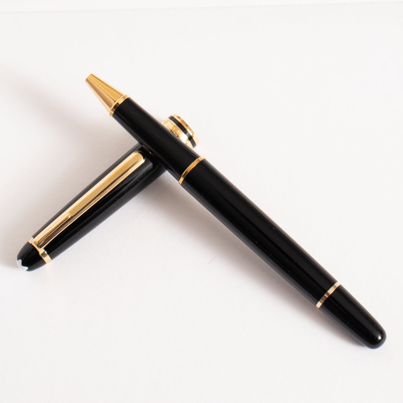 Montblanc Meisterstück 163 Gold Coated Classique Rollerball Pen