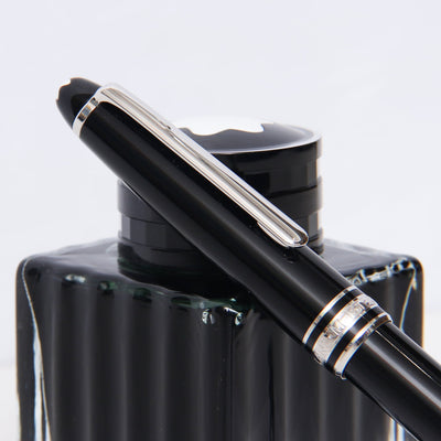 Montblanc Meisterstuck 163P Black & Platinum Rollerball Pen - Preowned Clip