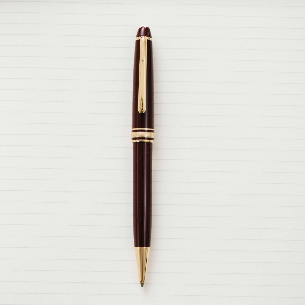 Montblanc sales maroon pen
