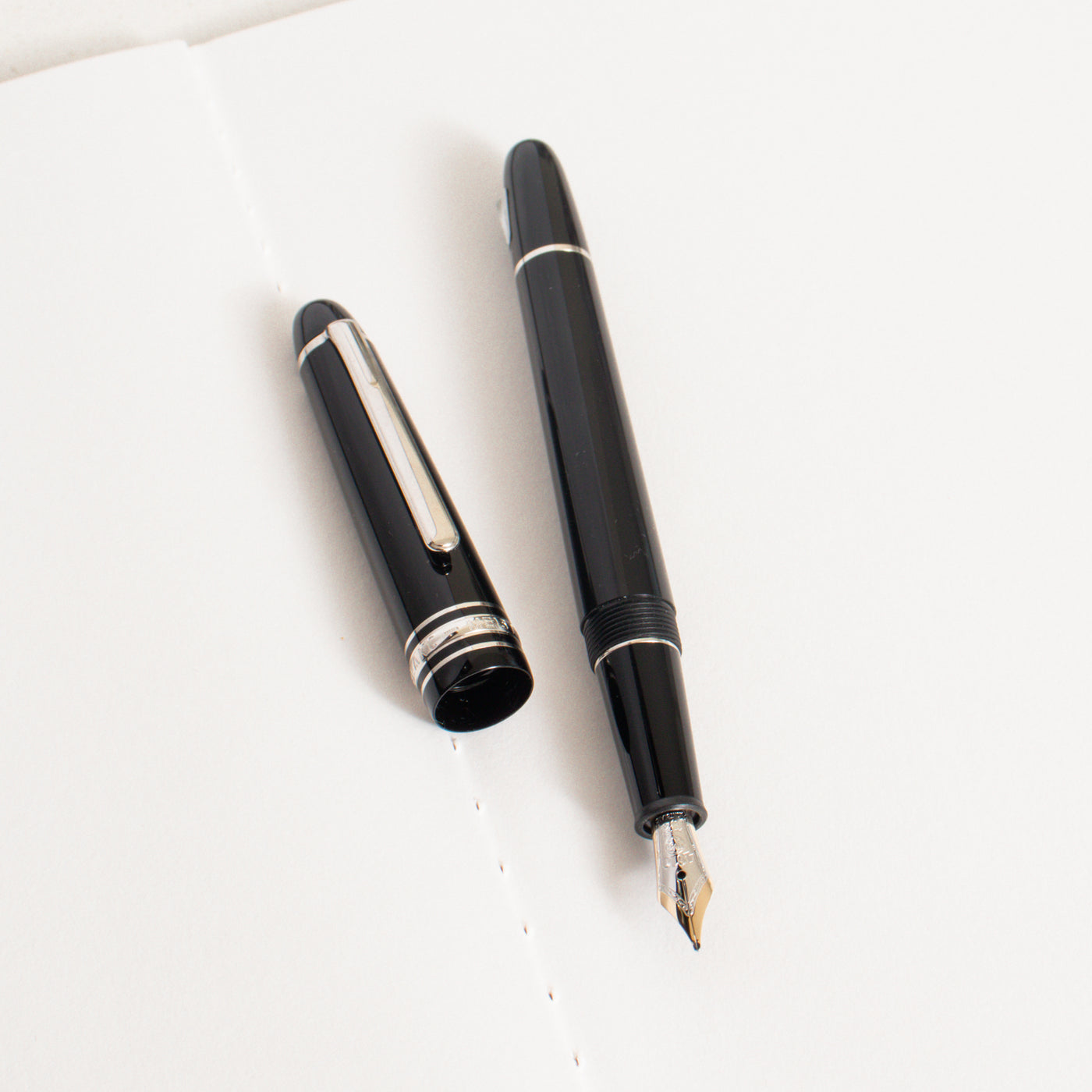 Montblanc Meisterstück 145 Platinum Coated Classique Fountain Pen