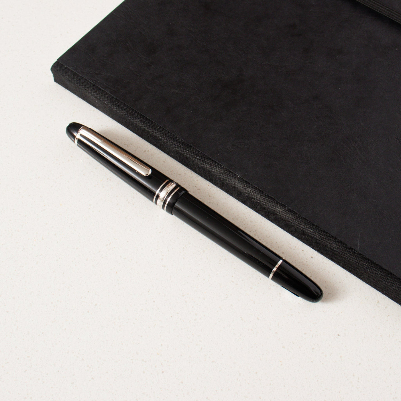 Montblanc Meisterstück 145 Platinum Coated Classique Fountain Pen