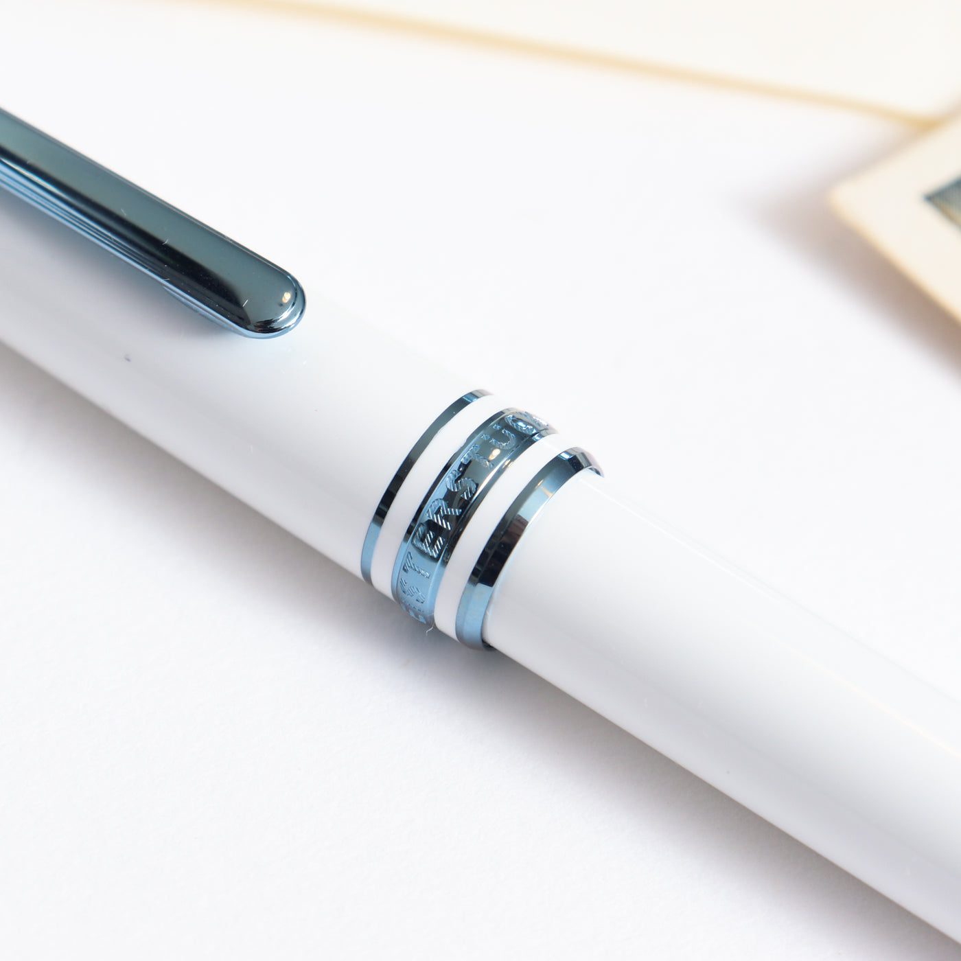 Montblanc Meisterstuck Glacier White Ballpoint Pen