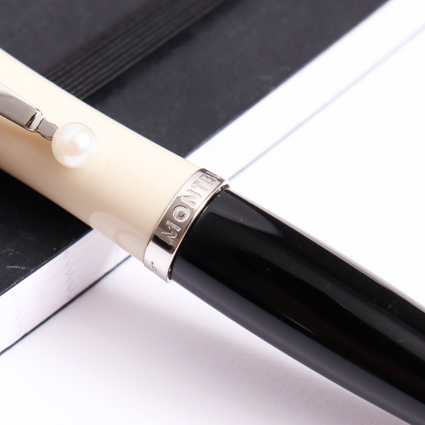 Montblanc Muses Greta Garbo Ballpoint Pen - Preowned Center Band