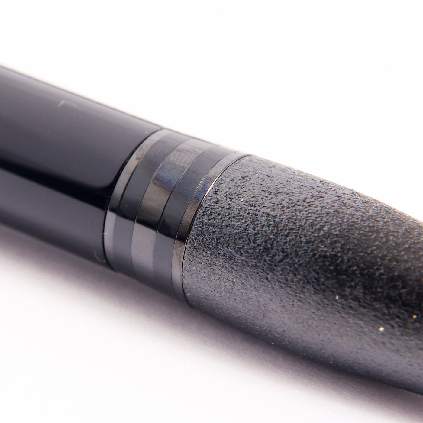 Montblanc Starwalker BlackCosmos Doue Ballpoint Pen Twist Details