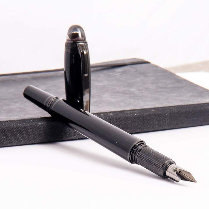 Montblanc Starwalker BlackCosmos Fountain Pen | 14K Nib – Truphae