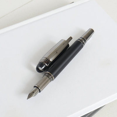 Montblanc Starwalker UltraBlack Doué Fountain Pen