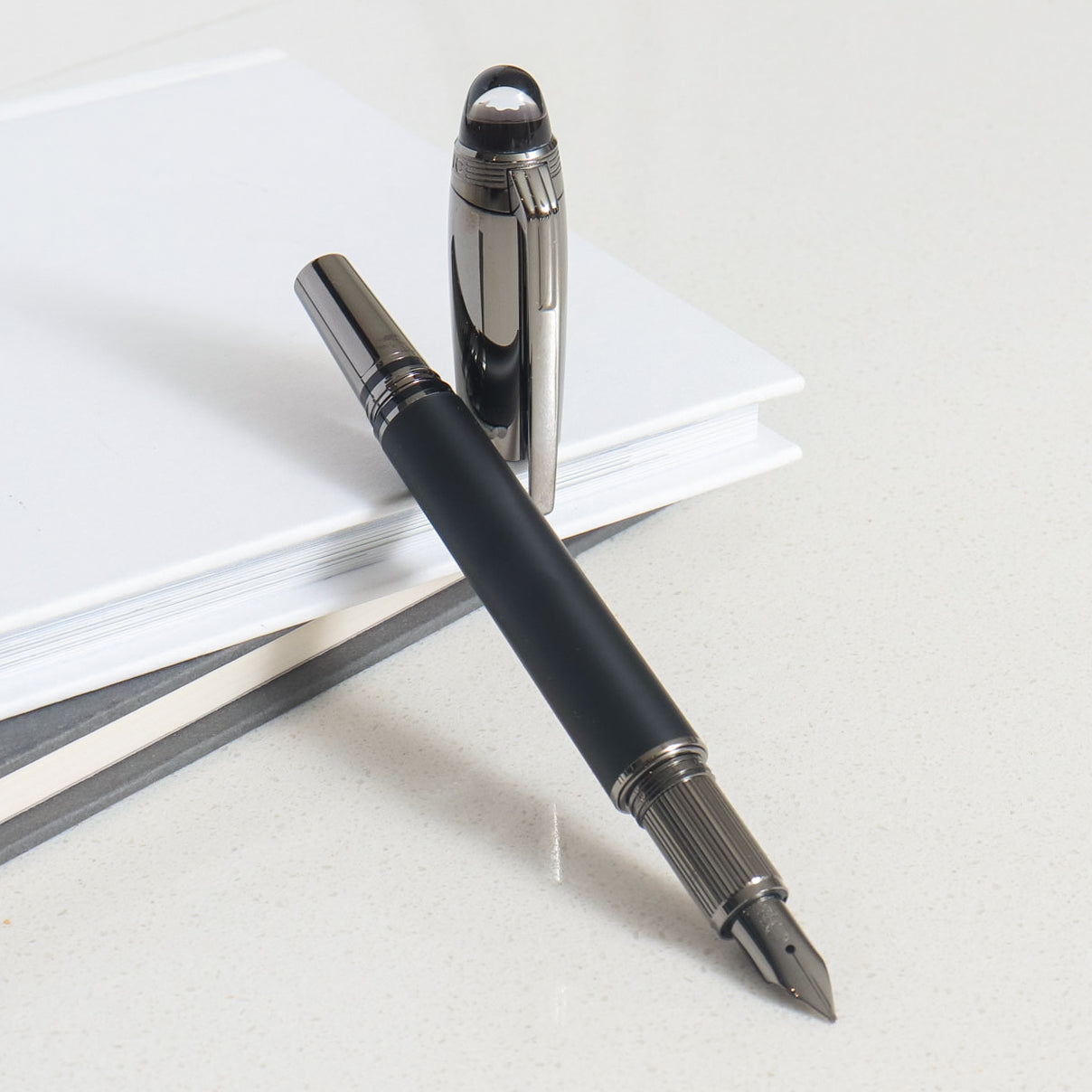 Montblanc Starwalker UltraBlack Doué Fountain Pen