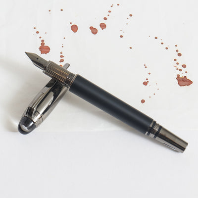 Montblanc Starwalker UltraBlack Doué Fountain Pen