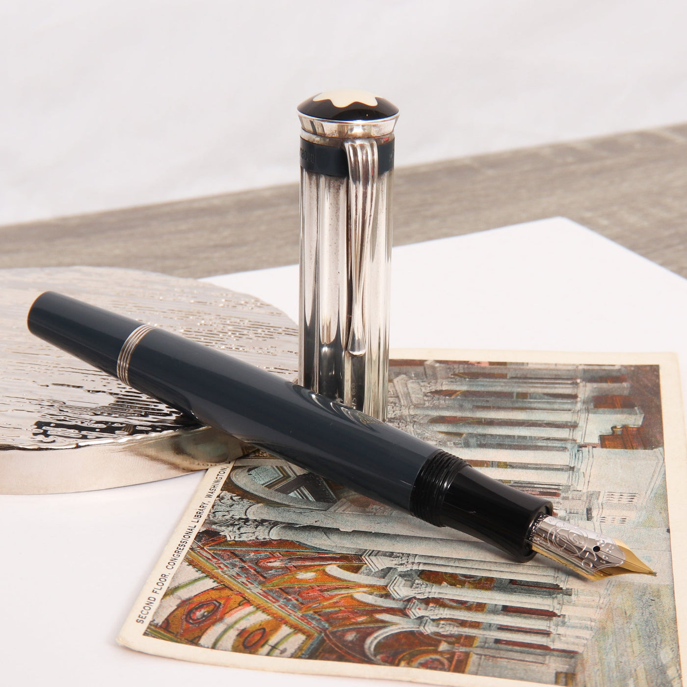 Montblanc Writer's Edition Charles Dickens Fountain Pen Uncapped