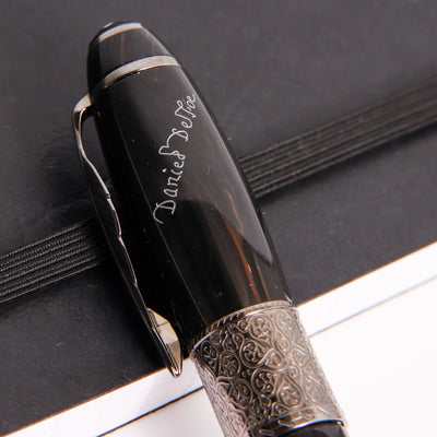Montblanc-Writer's-Edition-Daniel-Defoe-Ballpoint-Pen-Signature