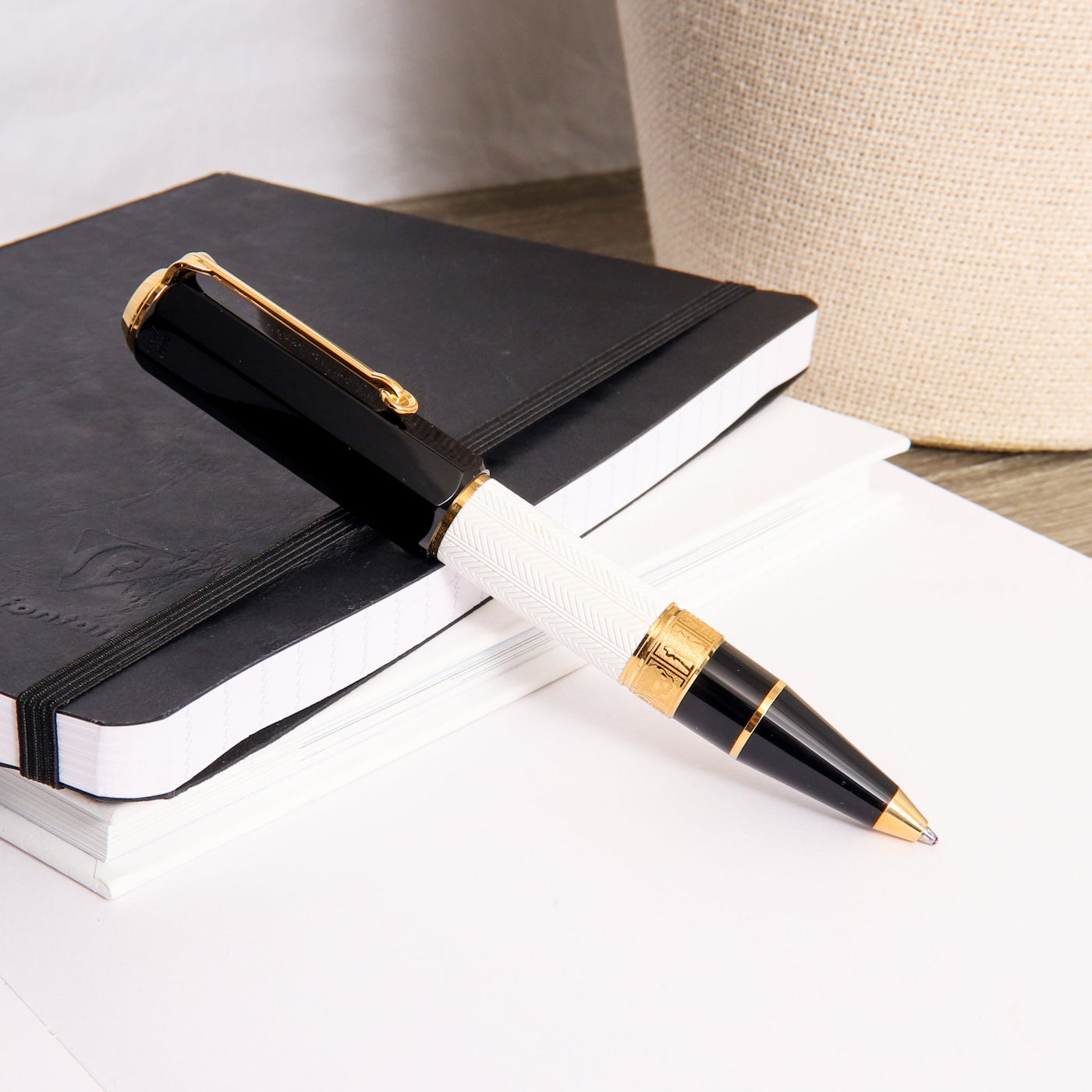 Montblanc Writer's Edition William Shakespeare Ballpoint Pen