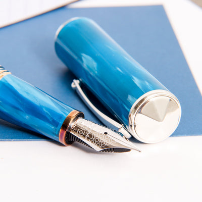 Montegrappa-Masters-Arte-Turquoise-Celluloid-Fountain-Pen-Nib-Details