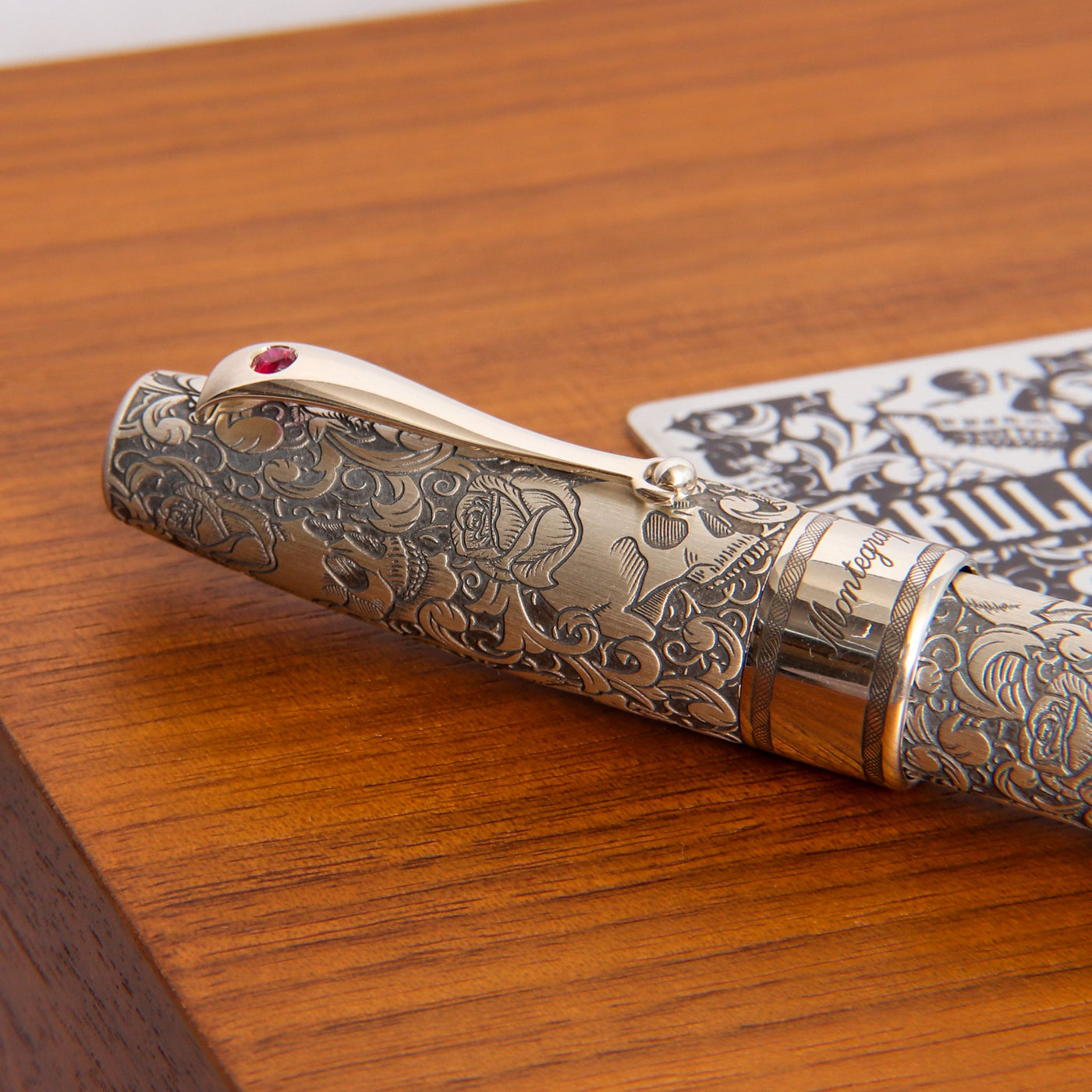 Montegrappa Skull & Roses Engraving Details