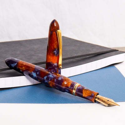 Montegrappa-Venetia-Celluloid-Lapis-Lazuli-Uncapped