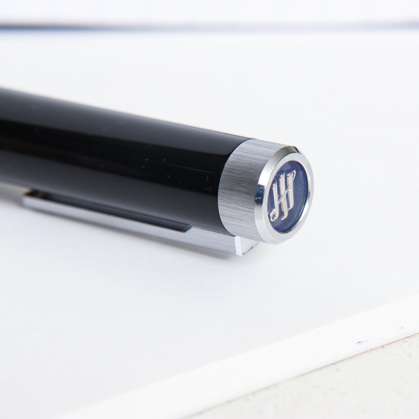 Montegrappa Zero Cap Top Logo