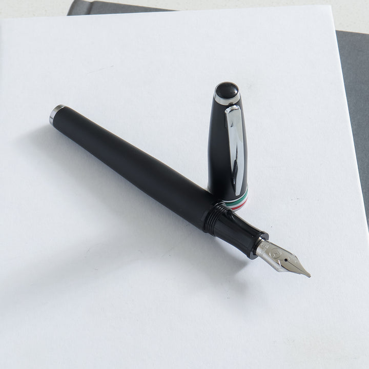 Monteverde Aldo Domani Italia Fountain Pen - Black – Truphae