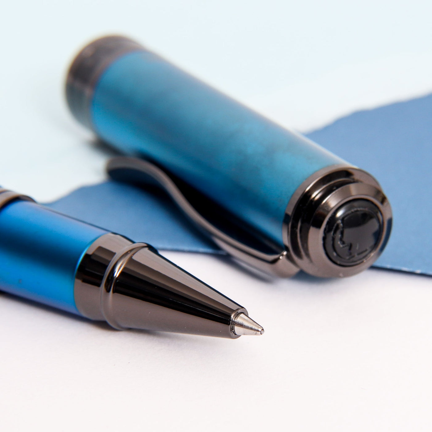 Monteverde-Innova-Formula-M-Blue-Rollerball-Pen-Tip-Details