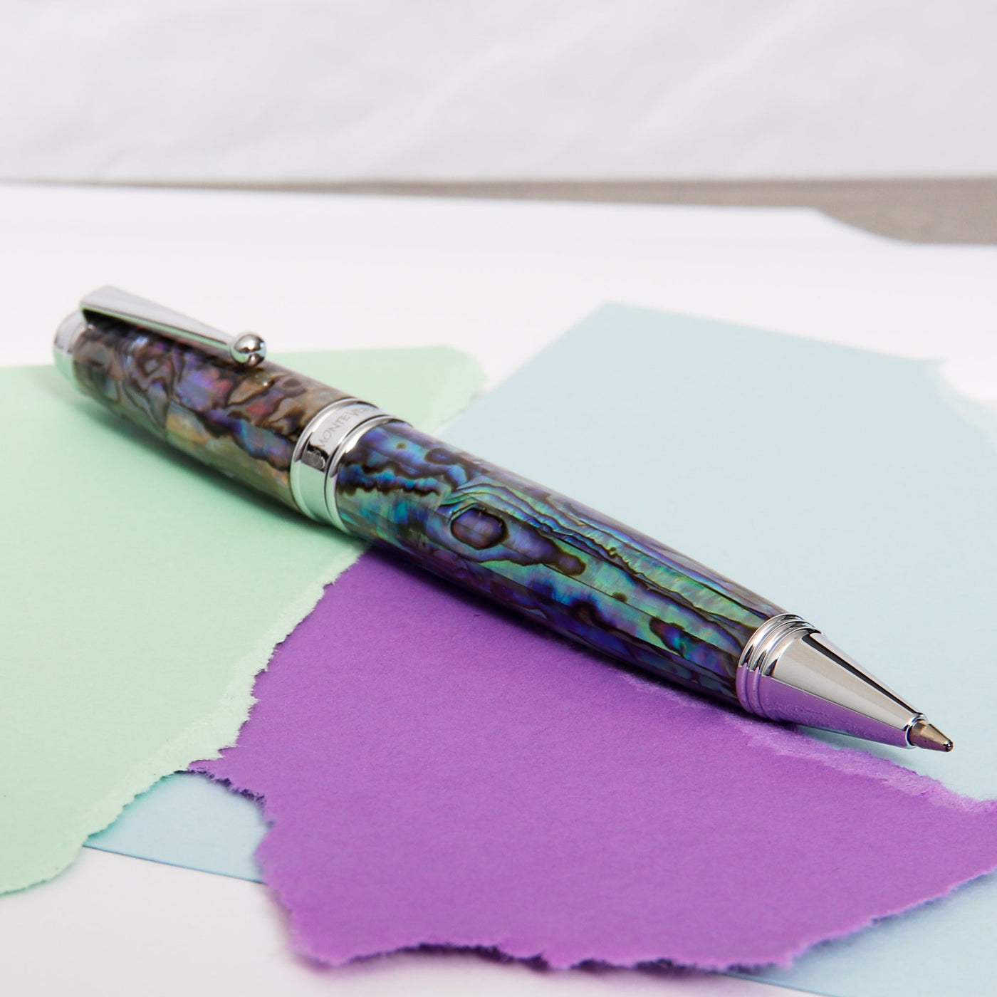 Monteverde-Invincia-Deluxe-Abalone-&-Chrome-Ballpoint-Pen-New-Zealand-Shell-Barrel