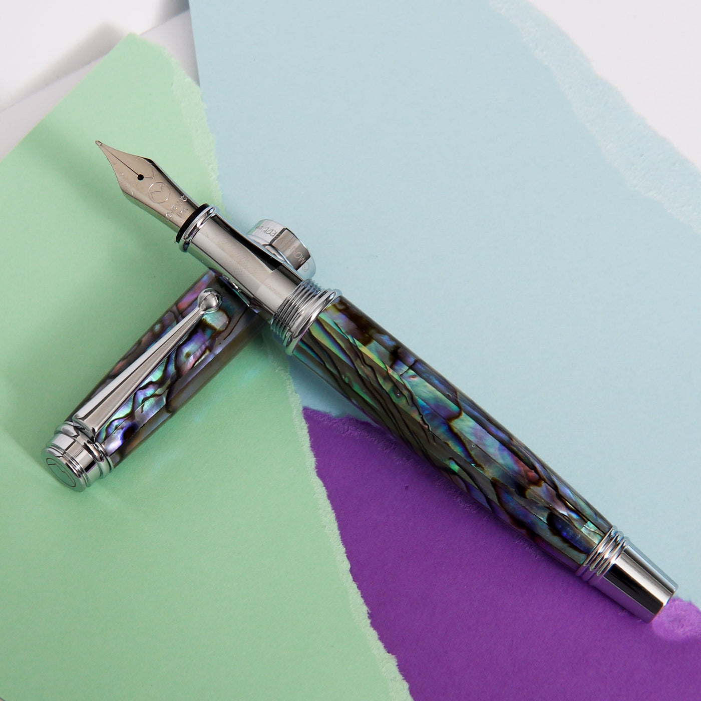 Monteverde-Invincia-Deluxe-Abalone-&-Chrome-Fountain-Pen
