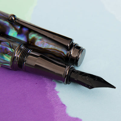 Monteverde-Invincia-Deluxe-Abalone-&-Gunmetal-Fountain-Pen-Trim-Details