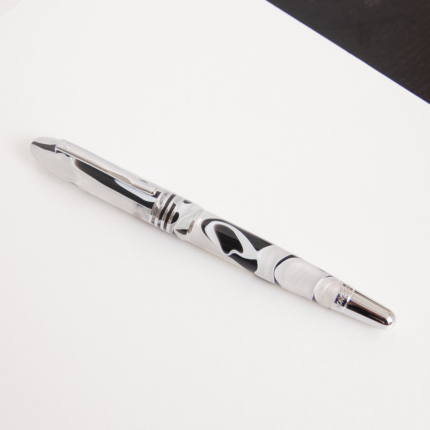 Monteverde Mountains of the World Mount Everest Fountain Pen