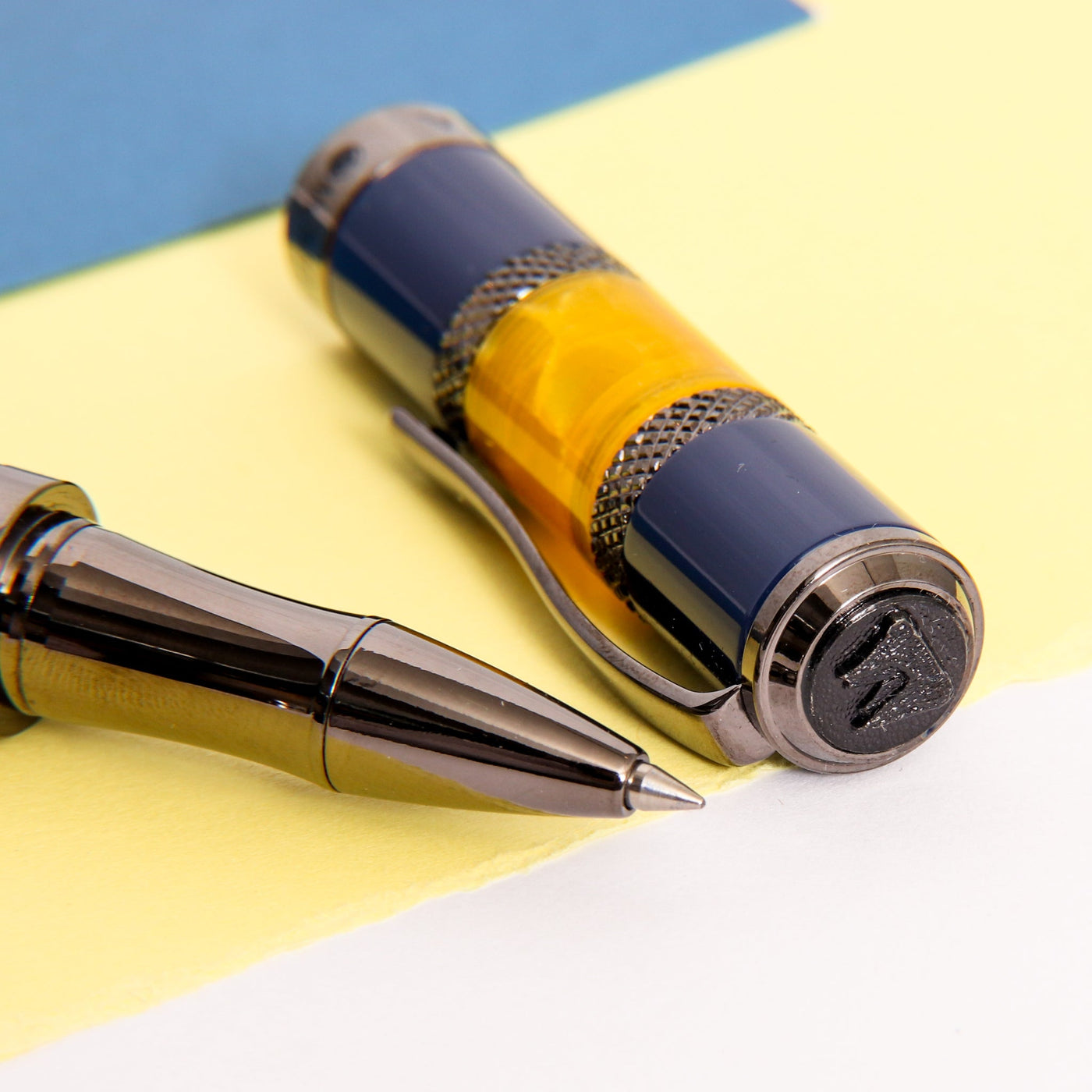 Monteverde-Regatta-Sport-Blue-Yellow-Rollerball-Pen-Tip-Details