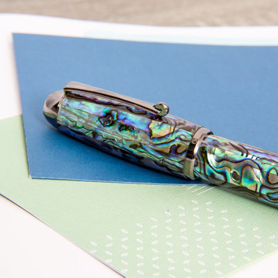 Monteverde-Super-Mega-Abalone-&-Gunmetal-Fountain-Pen-14k-Nib-Clip