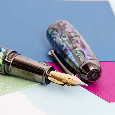 Monteverde-Super-Mega-Abalone-&-Gunmetal-Fountain-Pen-14k-Nib-Details