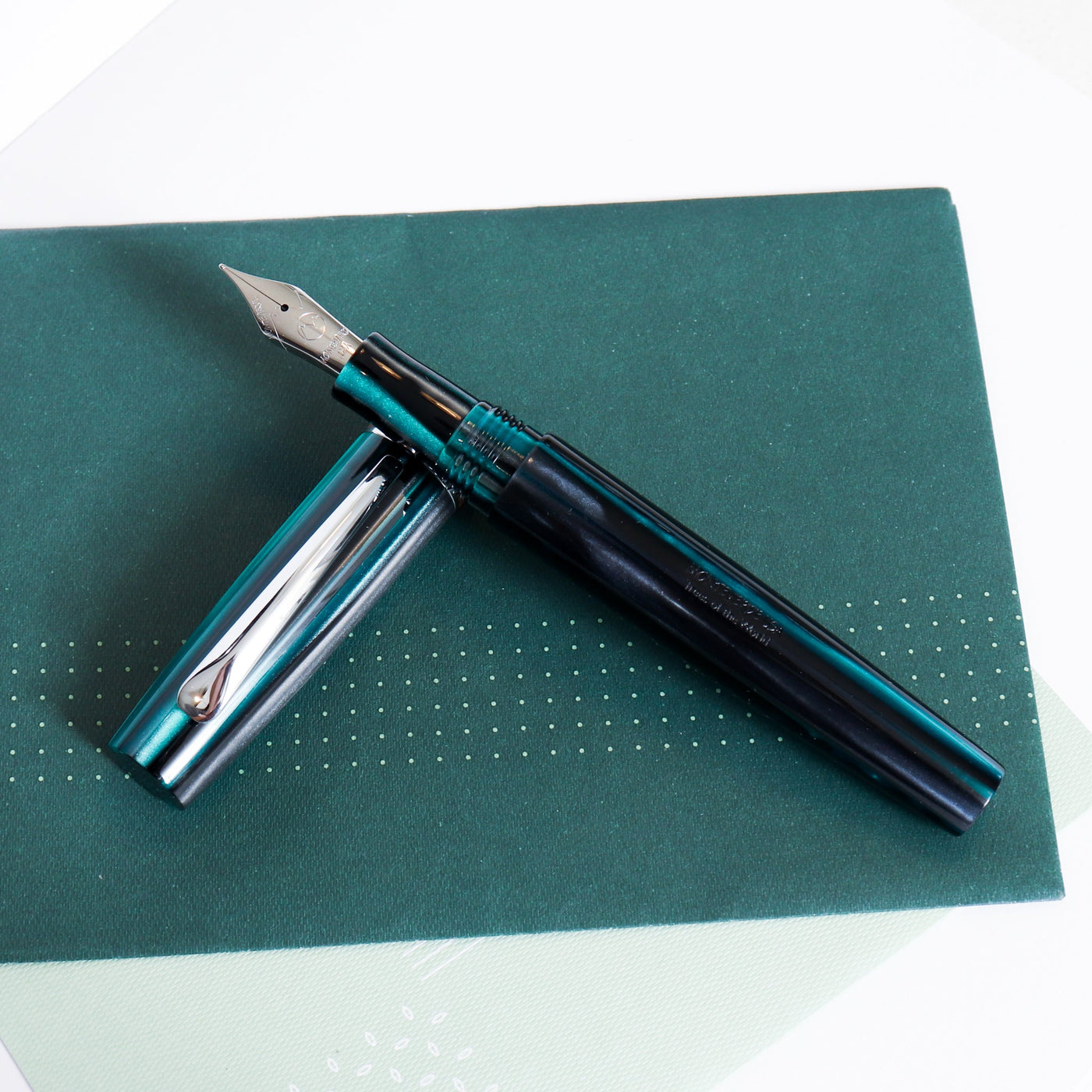 Monteverde Trees of the World Giant Sequoia Fountain Pen