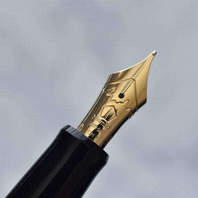 Namiki Nippon Art Origami Goldfish Maki-e Fountain Pen
