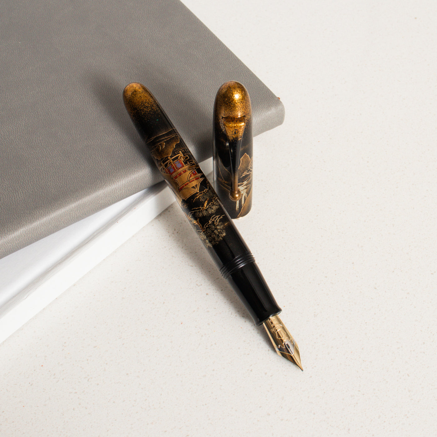 Namiki Yukari Royale Night Scene of Pavilion Fountain Pen