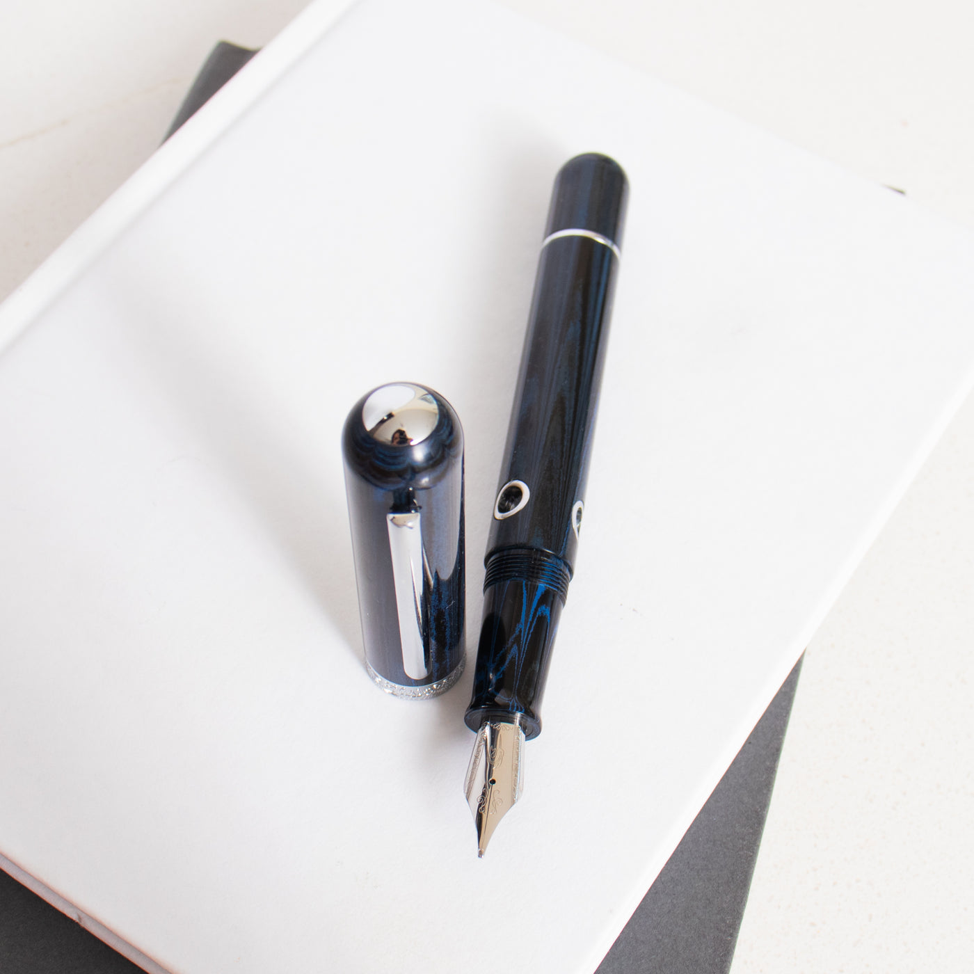 Narwhal Nautilus Maylandia Blue Fountain Pen