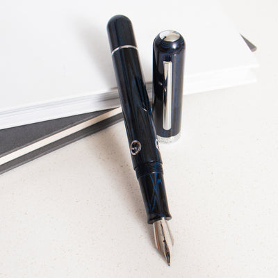 Narwhal Nautilus Maylandia Blue Fountain Pen
