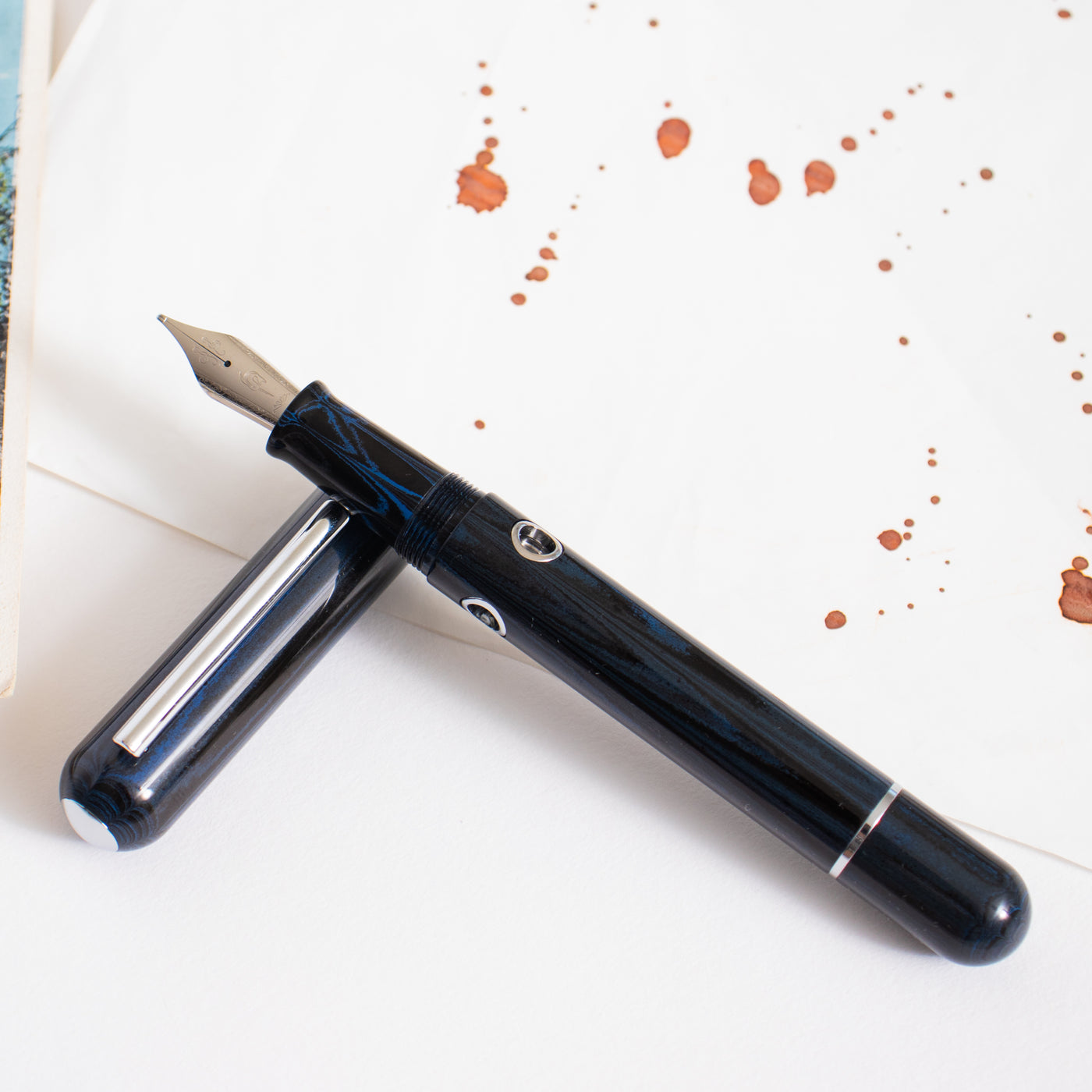 Narwhal Nautilus Maylandia Blue Fountain Pen