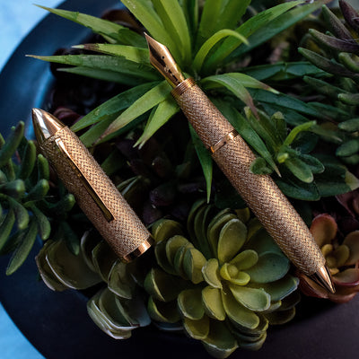 Oldwin Classic Solid Rose Gold Fountain Pen