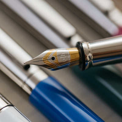 Otto Hutt Design 04 Fountain Pen