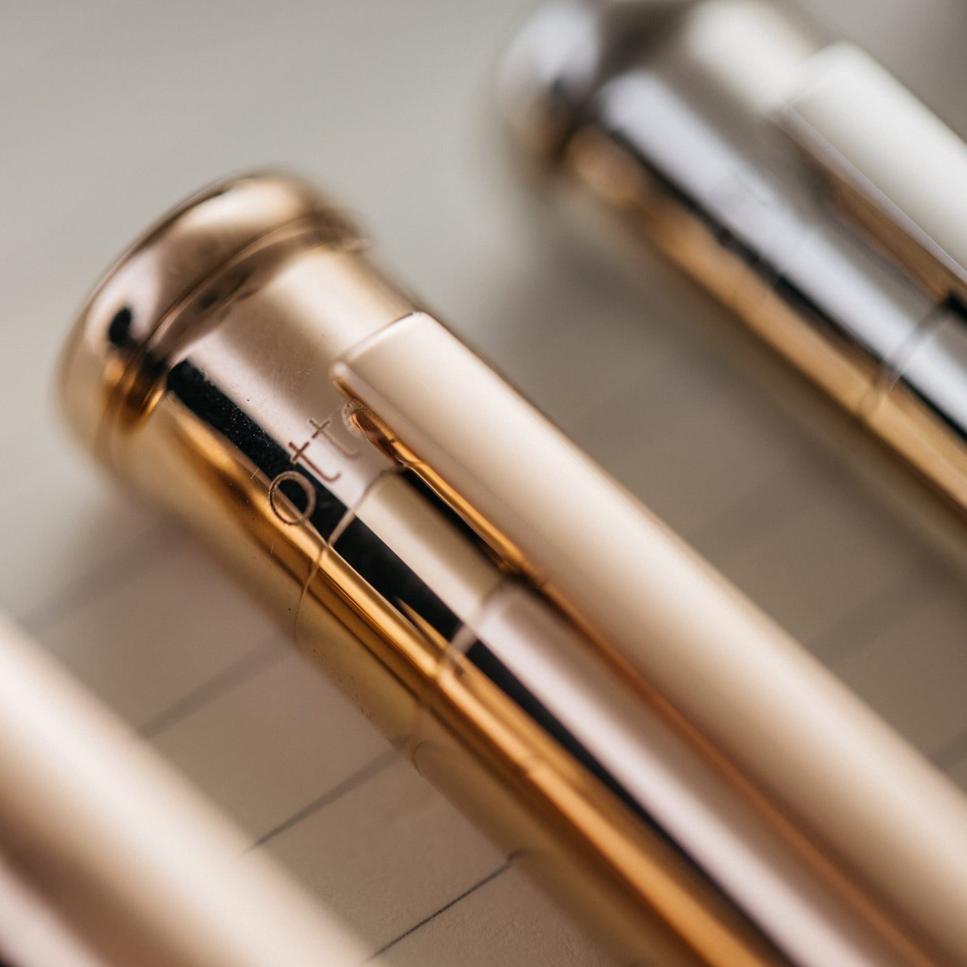 Otto Hutt Design 04 Wave Fountain Pen