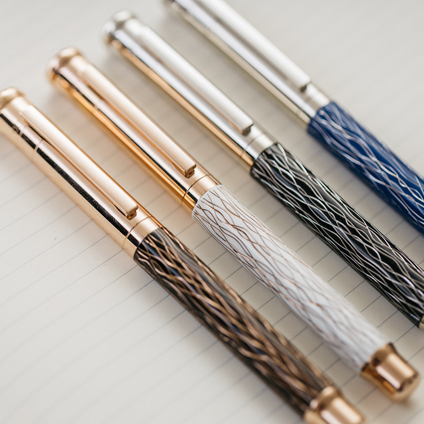 Otto Hutt Design 04 Wave Fountain Pen