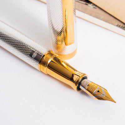 Otto Hutt Design 07 USA Exclusive Fountain Pen