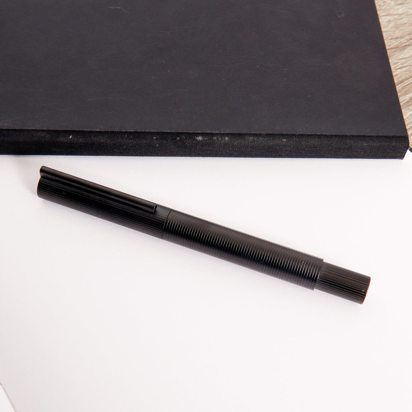 Otto Hutt Design 08 PVD All Black Fountain Pen Capped