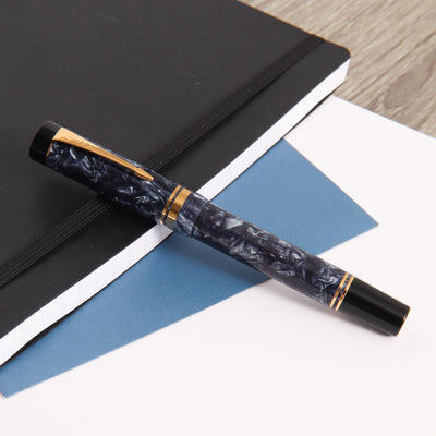 Parker Duofold International Blue Marble Fountain Pen Capped