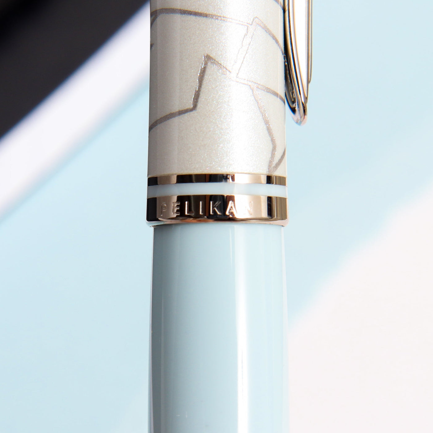 Pelikan-K640-Eternal-Ice-Ballpoint-Pen-Center-Band