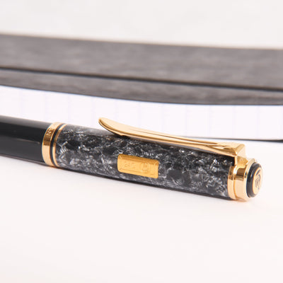Pelikan K815 Wall Street Ballpint Pen Cap Details