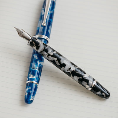 Penlux Masterpiece Grande Koi Fountain Pen